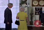 Standbild Memorabilia United States USA, 1975, aus Sekunde 33 historischem Filmmaterial Videoclip 65675032906