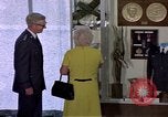 Standbild Memorabilia United States USA, 1975, aus Sekunde 36 historischem Filmmaterial Videoclip 65675032906