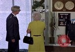 Standbild Memorabilia United States USA, 1975, aus Sekunde 37 historischem Filmmaterial Videoclip 65675032906