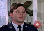 Standbild Cadet Wing Commander Jack Catton United States USA, 1975, aus Sekunde 49 historischem Filmmaterial Videoclip 65675032908