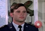 Standbild Cadet Wing Commander Jack Catton United States USA, 1975, aus Sekunde 51 historischem Filmmaterial Videoclip 65675032908