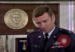 Immagine di Air Force Gazzetta United States USA, 1975, secondo 38 filmato di repertorio 65675032909