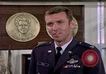 Immagine di Air Force Gazzetta United States USA, 1975, secondo 60 filmato di repertorio 65675032909