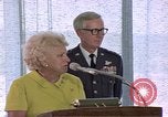 Standbild Pilotin Jacqueline Cochran United States USA, 1975, aus Sekunde 5 historischem Filmmaterial Videoclip 65675032914
