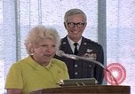 Standbild Pilotin Jacqueline Cochran United States USA, 1975, aus Sekunde 22 historischem Filmmaterial Videoclip 65675032914