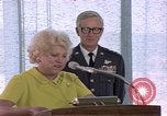 Standbild Pilotin Jacqueline Cochran United States USA, 1975, aus Sekunde 27 historischem Filmmaterial Videoclip 65675032914