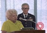 Standbild Pilotin Jacqueline Cochran United States USA, 1975, aus Sekunde 31 historischem Filmmaterial Videoclip 65675032914