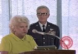 Standbild Pilotin Jacqueline Cochran United States USA, 1975, aus Sekunde 41 historischem Filmmaterial Videoclip 65675032914