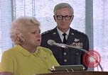 Standbild Pilotin Jacqueline Cochran United States USA, 1975, aus Sekunde 48 historischem Filmmaterial Videoclip 65675032914