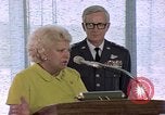 Standbild Pilotin Jacqueline Cochran United States USA, 1975, aus Sekunde 60 historischem Filmmaterial Videoclip 65675032914