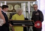 Standbild Jacqueline Cochran Colorado United States USA, 1975, aus Sekunde 10 historischem Filmmaterial Videoclip 65675032930