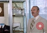 Standbild Air Marshall Roy Slemon Colorado United States USA, 1975, aus Sekunde 27 historischem Filmmaterial Videoclip 65675032932