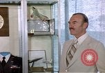 Standbild Air Marshall Roy Slemon Colorado United States USA, 1975, aus Sekunde 38 historischem Filmmaterial Videoclip 65675032932