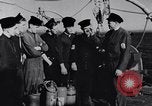 Immagine di Routine di bordo Regno Unito, 1944, secondo 16 filmato di repertorio 65675032936