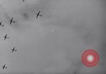 Standbild Friedensvertrag auf die USS Missouri Zweiten Weltkrieg beenden Tokyo Bay Japan, 1945, aus Sekunde 17 historischem Filmmaterial Videoclip 65675032941