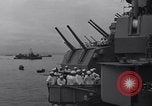 Standbild Friedensvertrag auf die USS Missouri Zweiten Weltkrieg beenden Tokyo Bay Japan, 1945, aus Sekunde 31 historischem Filmmaterial Videoclip 65675032941