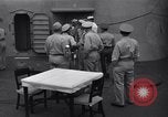 Standbild Friedensvertrag auf die USS Missouri Zweiten Weltkrieg beenden Tokyo Bay Japan, 1945, aus Sekunde 49 historischem Filmmaterial Videoclip 65675032941