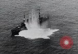 Standbild Bombenabwürfe Experimente Virginia Capes United States USA, 1921, aus Sekunde 17 historischem Filmmaterial Videoclip 65675033214