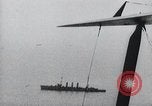 Standbild Bombenabwürfe Experimente Virginia Capes United States USA, 1921, aus Sekunde 19 historischem Filmmaterial Videoclip 65675033214