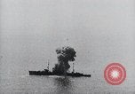 Standbild Bombenabwürfe Experimente Virginia Capes United States USA, 1921, aus Sekunde 27 historischem Filmmaterial Videoclip 65675033214