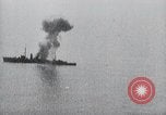 Standbild Bombenabwürfe Experimente Virginia Capes United States USA, 1921, aus Sekunde 32 historischem Filmmaterial Videoclip 65675033214