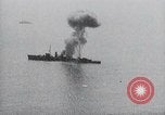 Standbild Bombenabwürfe Experimente Virginia Capes United States USA, 1921, aus Sekunde 33 historischem Filmmaterial Videoclip 65675033214