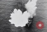 Standbild Bombenabwürfe Experimente Virginia Capes United States USA, 1921, aus Sekunde 45 historischem Filmmaterial Videoclip 65675033214