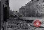 Standbild ungarische Revolution Ungarn, 1956, aus Sekunde 60 historischem Filmmaterial Videoclip 65675033234