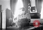 Standbild John F Kennedy Greenville North Carolina USA, 1963, aus Sekunde 31 historischem Filmmaterial Videoclip 65675033238