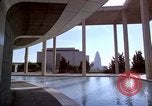 Immagine di Mark Taper Forum Music Center Los Angeles California USA, 1976, secondo 16 filmato di repertorio 65675033260
