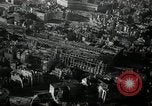 Immagine di Vista aerea dei danni della seconda guerra mondiale Berlino Germania, 1947, secondo 5 filmato di repertorio 65675033264