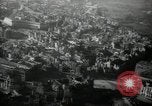 Immagine di Vista aerea dei danni della seconda guerra mondiale Berlino Germania, 1947, secondo 8 filmato di repertorio 65675033264