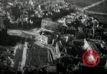 Immagine di Vista aerea dei danni della seconda guerra mondiale Berlino Germania, 1947, secondo 11 filmato di repertorio 65675033264