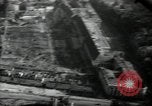 Immagine di Vista aerea dei danni della seconda guerra mondiale Berlino Germania, 1947, secondo 33 filmato di repertorio 65675033264
