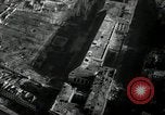 Immagine di Vista aerea dei danni della seconda guerra mondiale Berlino Germania, 1947, secondo 37 filmato di repertorio 65675033264