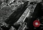 Immagine di Vista aerea dei danni della seconda guerra mondiale Berlino Germania, 1947, secondo 38 filmato di repertorio 65675033264