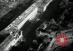 Immagine di Vista aerea dei danni della seconda guerra mondiale Berlino Germania, 1947, secondo 40 filmato di repertorio 65675033264