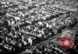 Immagine di Vista aerea dei danni della seconda guerra mondiale Berlino Germania, 1947, secondo 47 filmato di repertorio 65675033264