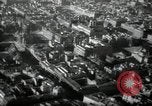 Immagine di Vista aerea dei danni della seconda guerra mondiale Berlino Germania, 1947, secondo 58 filmato di repertorio 65675033264