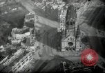 Immagine di Vedute aeree di guerra gli edifici danneggiati Berlino Germania, 1947, secondo 9 filmato di repertorio 65675033265