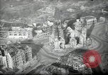 Immagine di Vedute aeree di guerra gli edifici danneggiati Berlino Germania, 1947, secondo 17 filmato di repertorio 65675033265