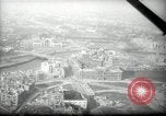 Immagine di Vedute aeree di guerra gli edifici danneggiati Berlino Germania, 1947, secondo 24 filmato di repertorio 65675033265