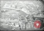 Immagine di Vedute aeree di guerra gli edifici danneggiati Berlino Germania, 1947, secondo 35 filmato di repertorio 65675033265