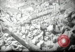 Immagine di Vedute aeree di guerra gli edifici danneggiati Berlino Germania, 1947, secondo 60 filmato di repertorio 65675033265