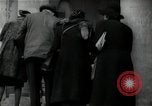 Immagine di Edicola nel settore britannico di Berlino Berlino Germania, 1947, secondo 59 filmato di repertorio 65675033268
