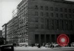 Immagine di Donne tedesche che liberano le macerie a Berlino Berlino Germania, 1947, secondo 40 filmato di repertorio 65675033269