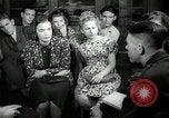 Immagine di Studenti tedeschi dopo la seconda guerra mondiale Francoforte GERMANIA, 1946, secondo 3 filmato di repertorio 65675033270