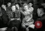 Immagine di Studenti tedeschi dopo la seconda guerra mondiale Francoforte GERMANIA, 1946, secondo 7 filmato di repertorio 65675033270
