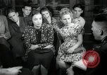 Immagine di Studenti tedeschi dopo la seconda guerra mondiale Francoforte GERMANIA, 1946, secondo 8 filmato di repertorio 65675033270