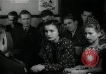 Immagine di Studenti tedeschi dopo la seconda guerra mondiale Francoforte GERMANIA, 1946, secondo 28 filmato di repertorio 65675033270